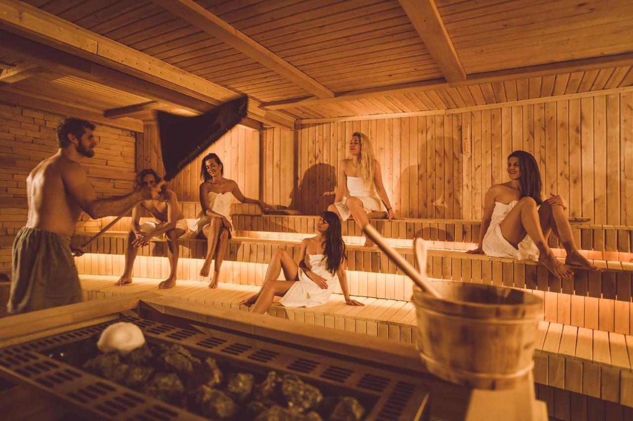 Wellness Hotel Frymburk Zewnętrze zdjęcie