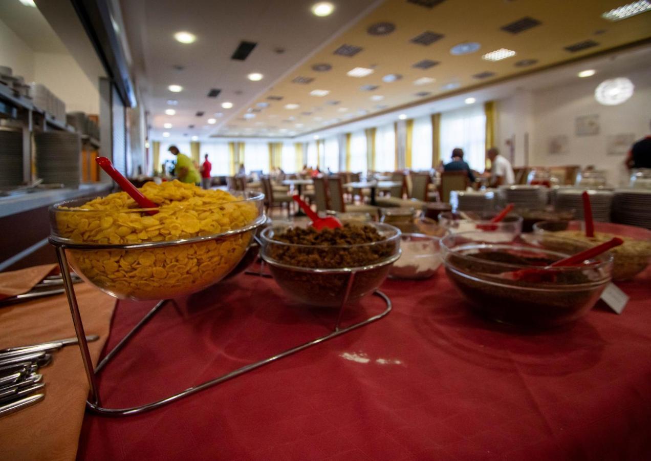 Wellness Hotel Frymburk Zewnętrze zdjęcie