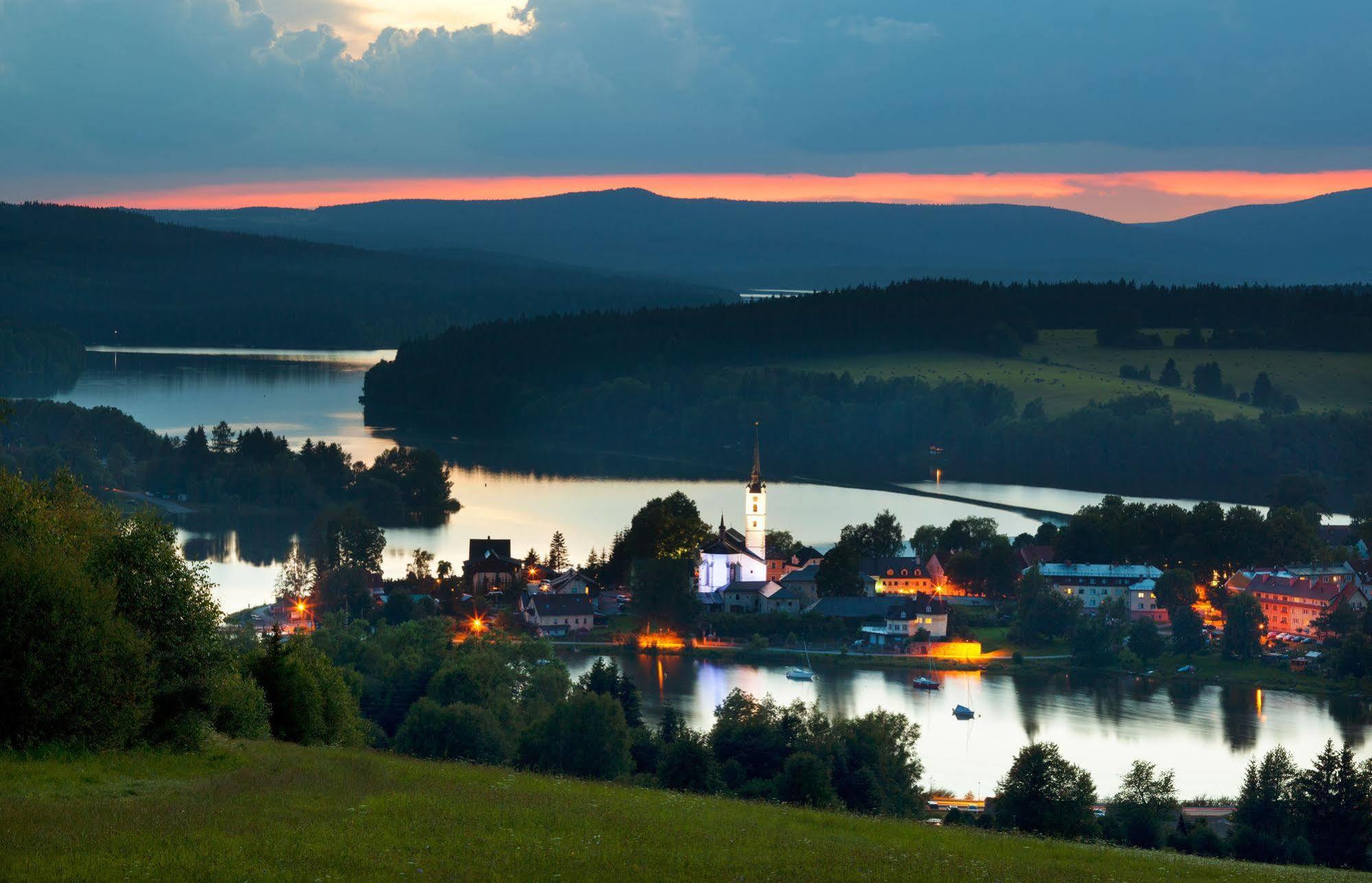 Wellness Hotel Frymburk Zewnętrze zdjęcie